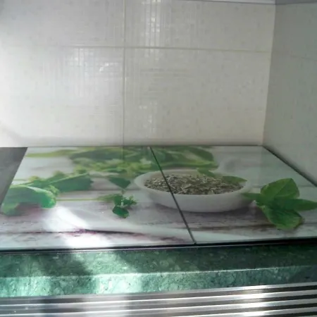 Little Wonder Daire *