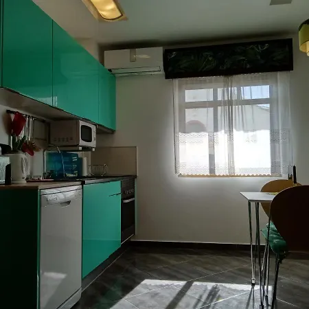 Little Wonder * Albufeira