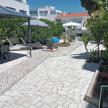 Little Wonder Apartment